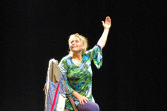 Félicité dans un arbre