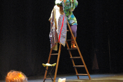 Félicité dans un arbre